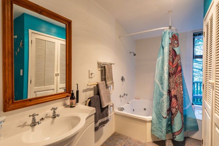 Photo of property in 46 Poplar Avenue, Raumati South, Paraparaumu, 5032