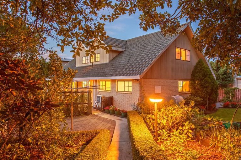 Photo of property in 1 Whareora Terrace, Cashmere, Christchurch, 8022