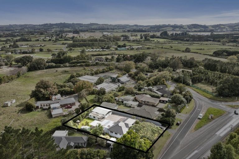 Photo of property in 877 Papakura-clevedon Road, Papakura, 2582