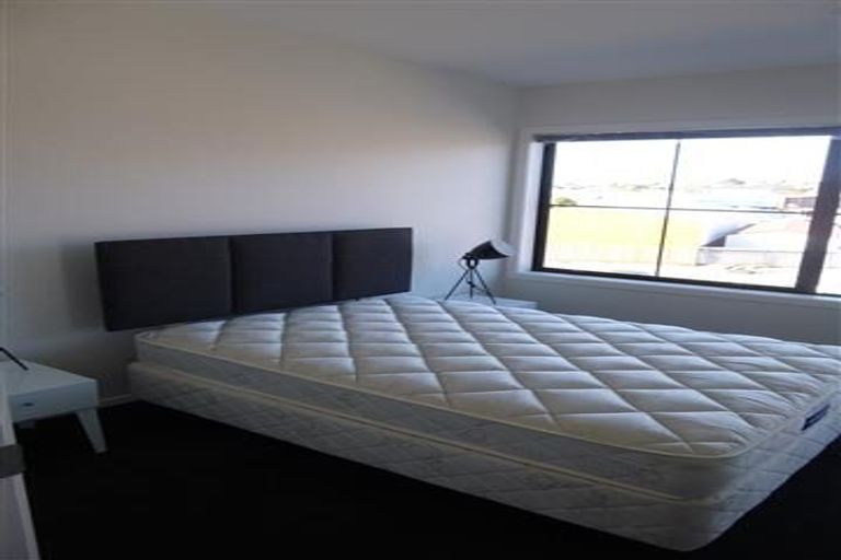 Photo of property in 102/4 Village Quarter Lane, Frankton, Hamilton, 3204