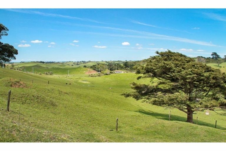 Photo of property in 34 Cemetery Road, Pollok, 2684