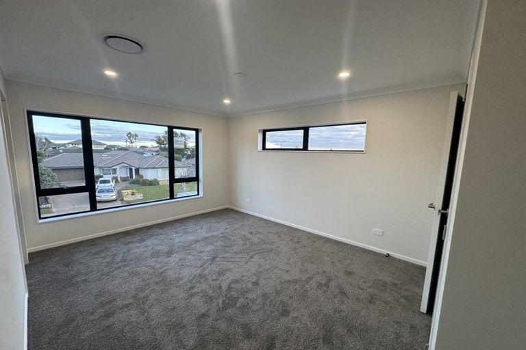 Photo of property in 5a Keppoch Court, Dannemora, 2016