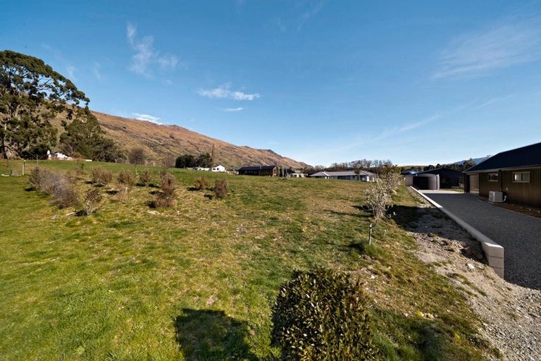 Photo of property in Lakefield Estate, 64 Kent Street, Kingston, 9793