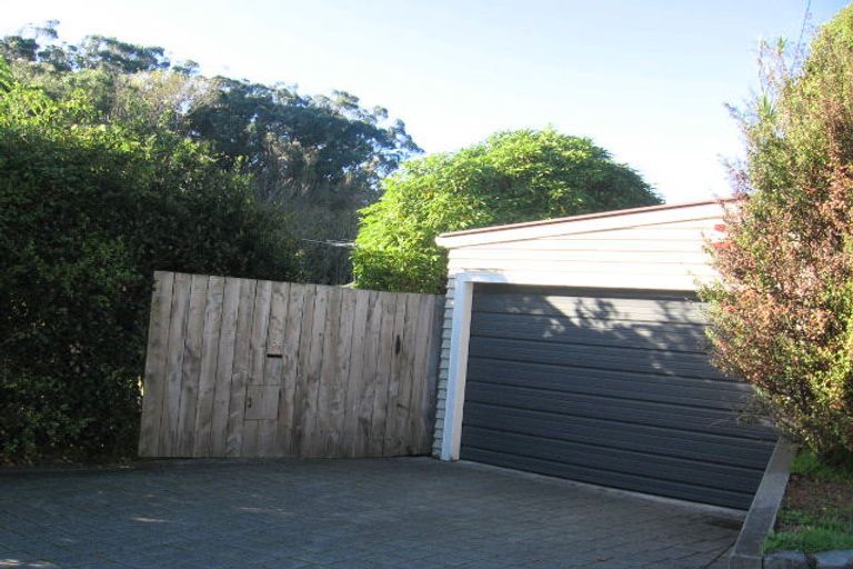 Photo of property in 60 Middleton Road, Johnsonville, Wellington, 6037