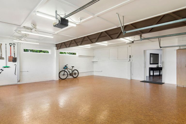 Photo of property in 186 Otumoetai Road, Brookfield, Tauranga, 3110