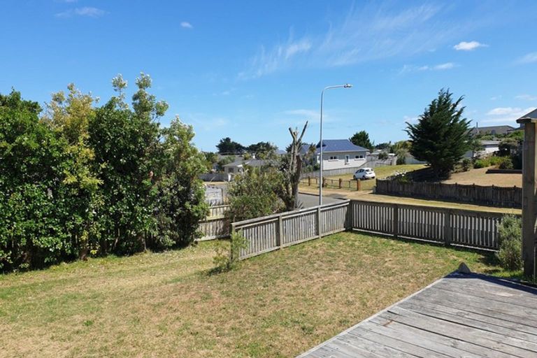 Photo of property in 10 Aranui Avenue, Waitarere Beach, Levin, 5510