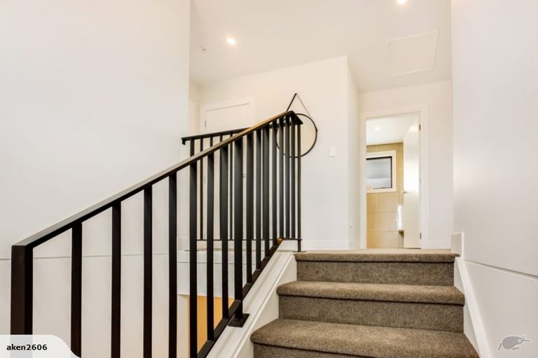 Photo of property in 14 Makete Crescent, Hobsonville, Auckland, 0618