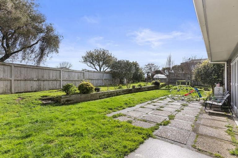 Photo of property in 58 Prince Regent Drive, Half Moon Bay, Auckland, 2012