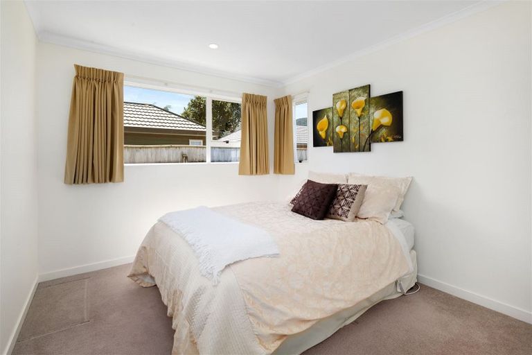 Photo of property in 1066a High Street, Avalon, Lower Hutt, 5011