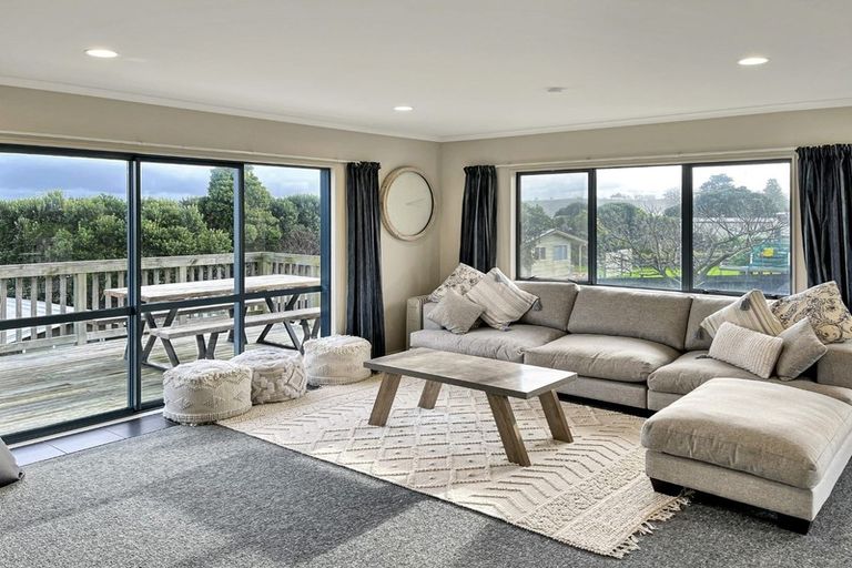 Photo of property in 560 Pukehina Parade, Pukehina, 3189