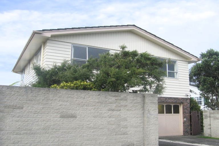 Photo of property in 7 Laurel Grove, Maungaraki, Lower Hutt, 5010