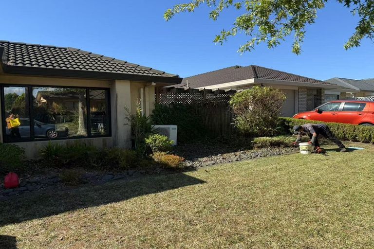 Photo of property in 7 Brittas Place, East Tamaki, Auckland, 2016