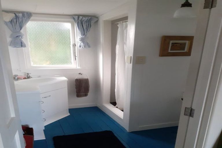 Photo of property in 103 Messenger Terrace, Oakura, 4314