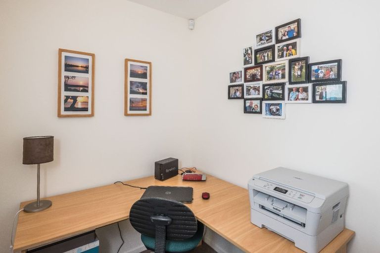 Photo of property in 11 Lacebark Lane, Woodridge, Wellington, 6037