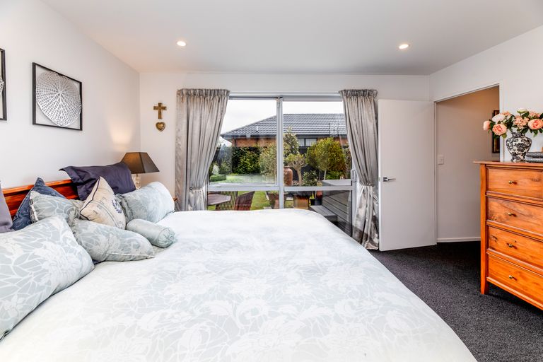 Photo of property in 10 Jasper Court, Rolleston, 7614