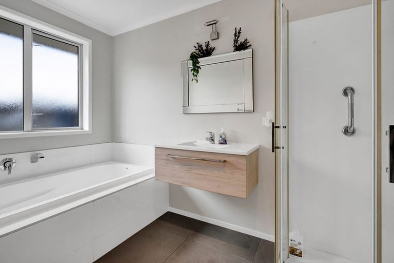 Photo of property in 48e Smeaton Road, Bell Block, New Plymouth, 4312