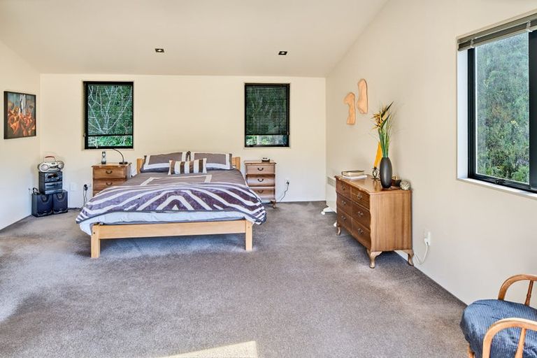 Photo of property in 22 Ngahere Street, Stokes Valley, Lower Hutt, 5019