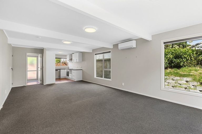 Photo of property in 27 Izard Road, Khandallah, Wellington, 6035