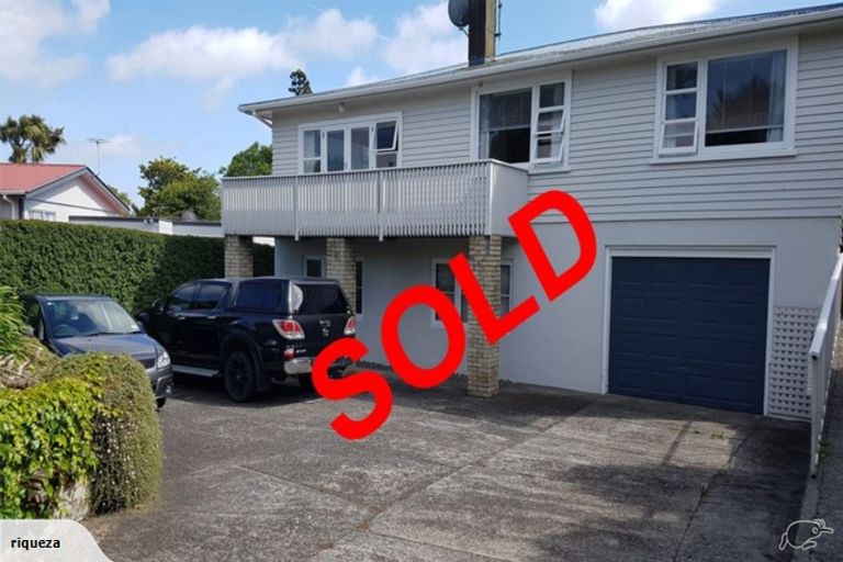 Photo of property in 313a Carrington Street, Vogeltown, New Plymouth, 4310