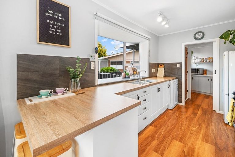 Photo of property in 31 Rimuvale Street, Pukehangi, Rotorua, 3015