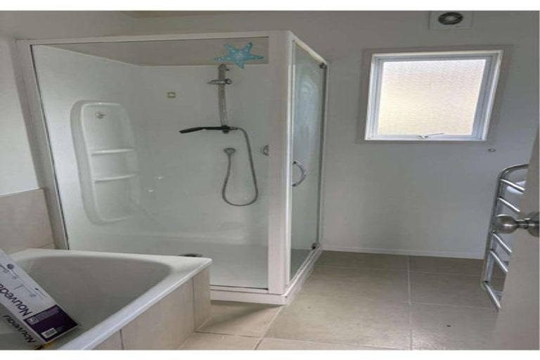 Photo of property in 17 Fitzwilliam Drive, Torbay, Auckland, 0630