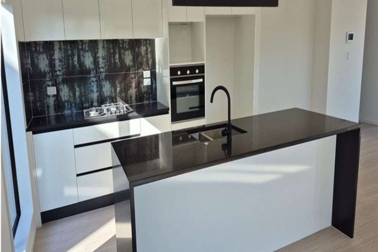 Photo of property in 9 Waikaha Street, Pokeno, 2472