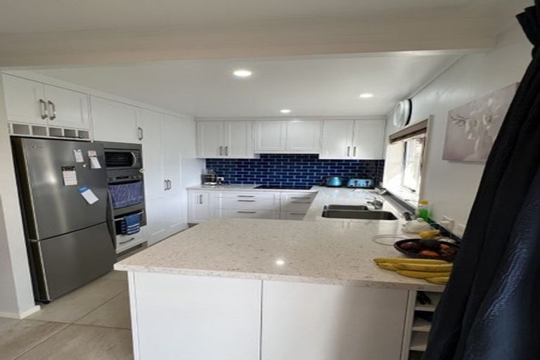 Photo of property in 4/2 Tampin Road, Hillpark, Auckland, 2102