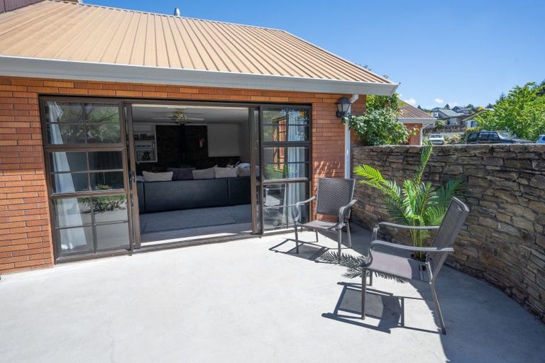 Photo of property in 5 Hart Place, Bridge Hill, Alexandra, 9320