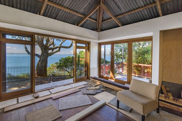 Photo of property in 84a Vauxhall Road, Narrow Neck, Auckland, 0624