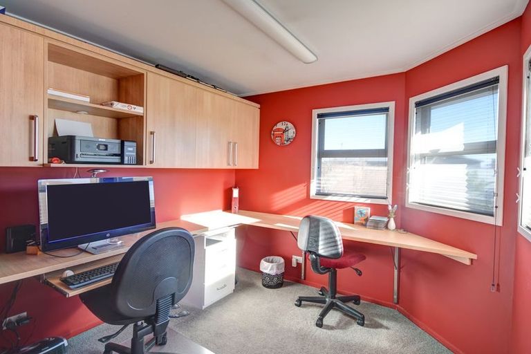 Photo of property in 22 Kura Place, Mosgiel, 9024