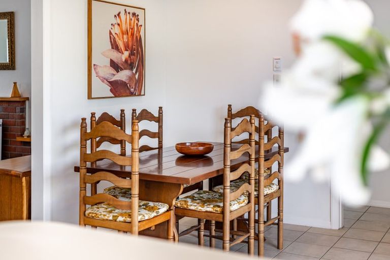 Photo of property in 11 Avalon Crescent, Avalon, Lower Hutt, 5011