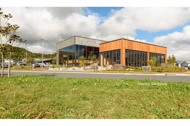 Photo of property in 97 Waterside Drive, Pyes Pa, Tauranga, 3112