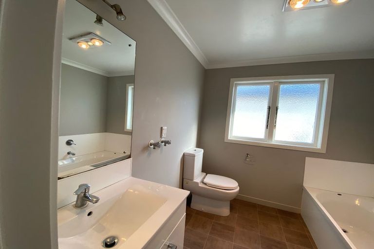 Photo of property in 50 Irvine Street, Frankton, Hamilton, 3204