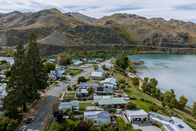 Photo of property in 32 Inniscort Street, Cromwell, 9310