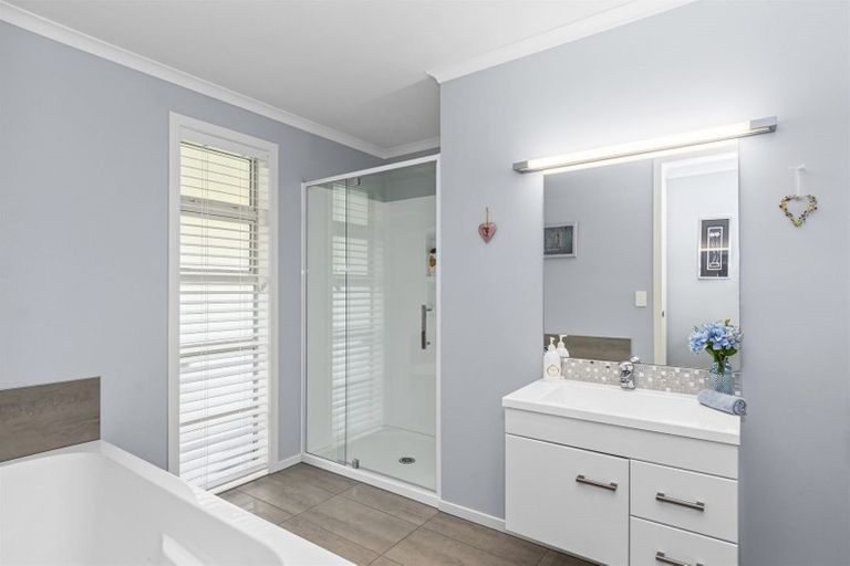 Photo of property in 50 Mortlake Heights, Pyes Pa, Tauranga, 3112