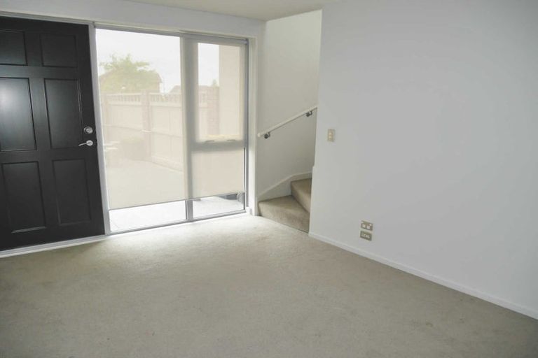 Photo of property in 18 Henley Green, Northwood, Christchurch, 8051