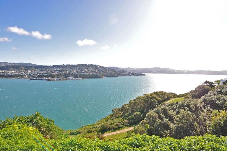 Photo of property in 23 Rangitane Street, Maupuia, Wellington, 6022