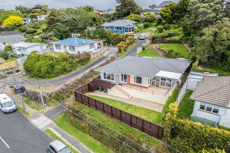 Photo of property in 20 Lorna Street, Lynmouth, New Plymouth, 4310