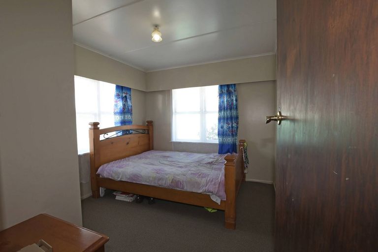 Photo of property in 12 Sandbrook Avenue, Otara, Auckland, 2023