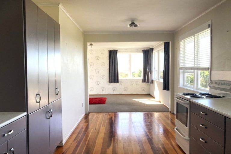 Photo of property in 18 Watene Crescent, Waitara, 4320