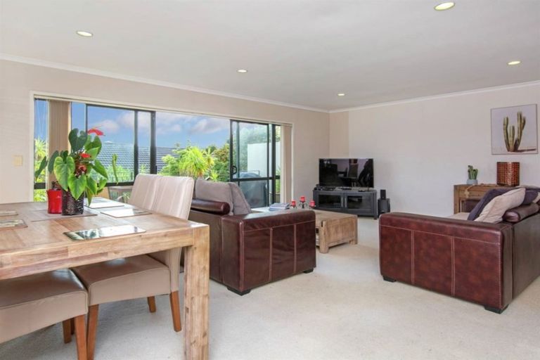 Photo of property in 5/124 Pakuranga Road, Pakuranga, Auckland, 2010