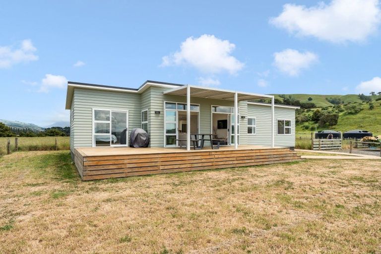 Photo of property in 117e Ruakokoputuna Road, Ruakokoputuna, Martinborough, 5781