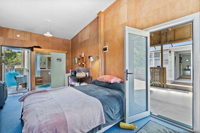 Photo of property in 83 Ross Road, Parua Bay, Onerahi, 0192