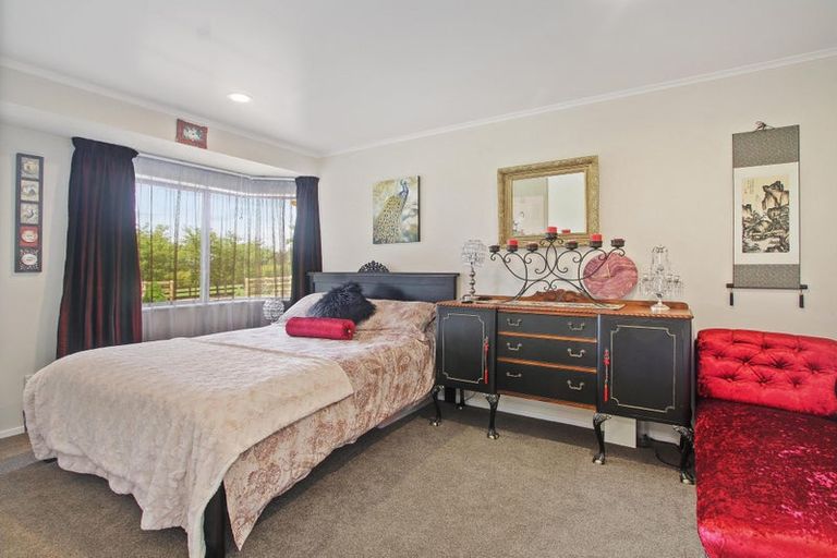 Photo of property in 137 Hart Road, Pukekohe, 2676