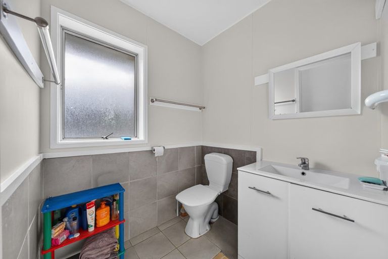 Photo of property in 1/30 Coniston Avenue, Ilam, Christchurch, 8041