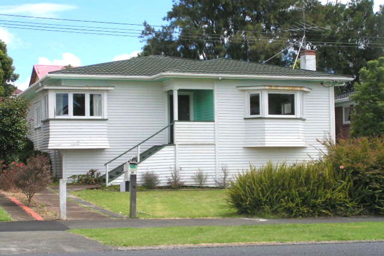 Photo of property in 26 Richmond Avenue, Northcote Point, Auckland, 0627