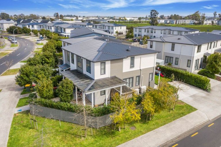 Photo of property in 69 Saddleback Crescent, Papakura, 2110