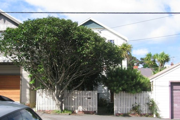 Photo of property in 74 Ellice Street, Mount Victoria, Wellington, 6011