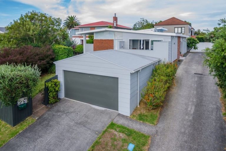 Photo of property in 30 Grassways Avenue, Pakuranga, Auckland, 2010