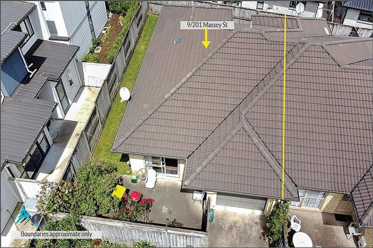 Photo of property in 9/201 Massey Street, Frankton, Hamilton, 3204